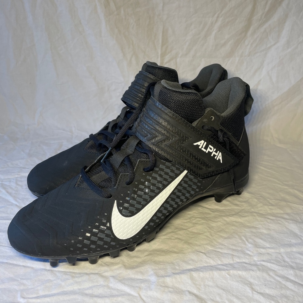 Nike Alpha Football Cleats Men’s Sz 12 BRAND NEW